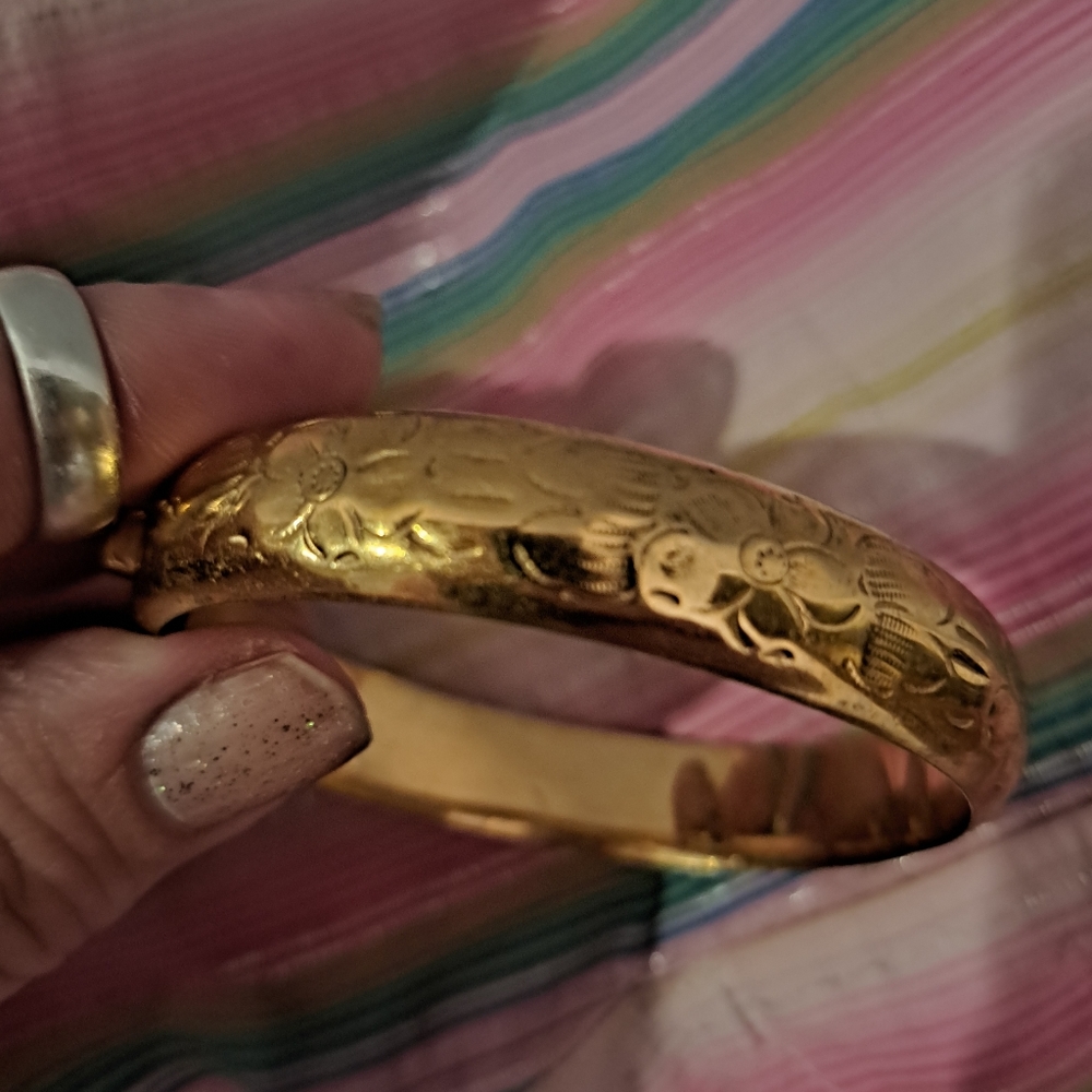Vintage bangle bracelet